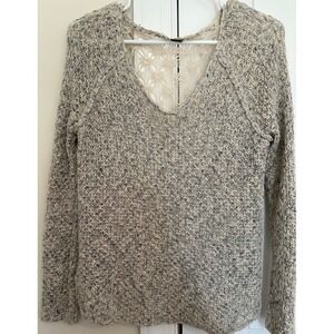 Women's cream Poof! lace sweater size‎ small
